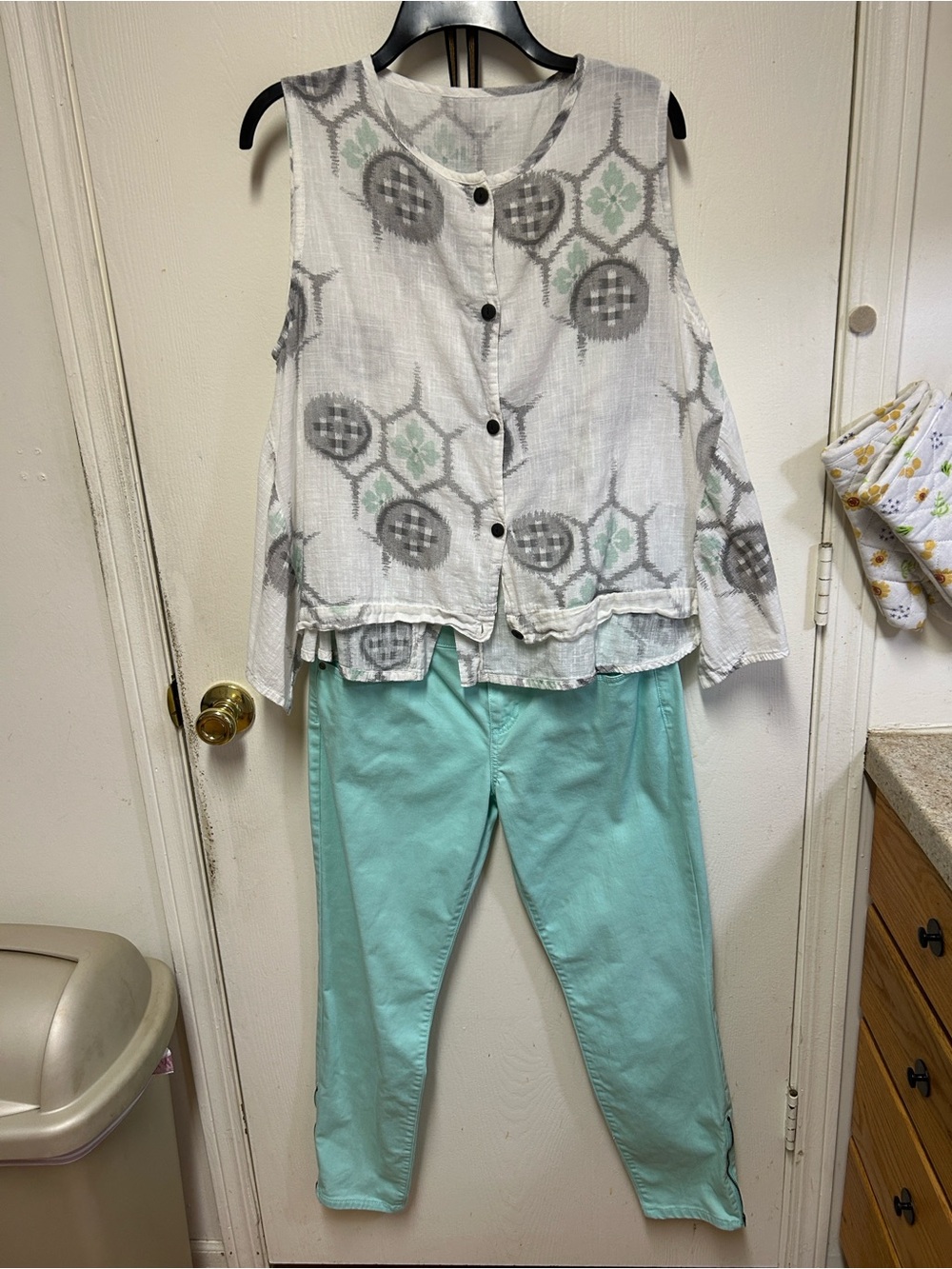 Women’s White and Mint Green with jeans